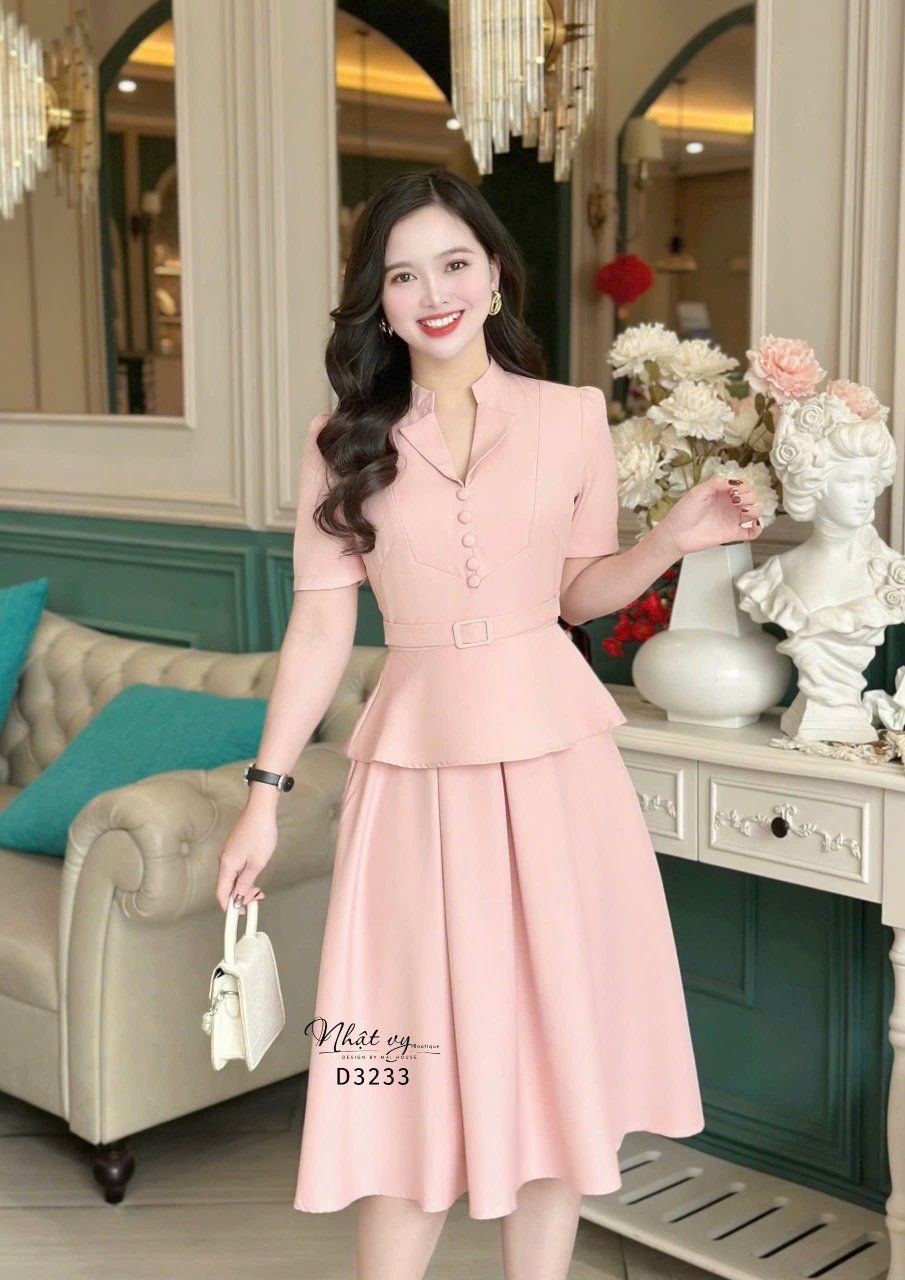 Đầm peplum cổ tàu cách điệu đính cúc bọc - D3233