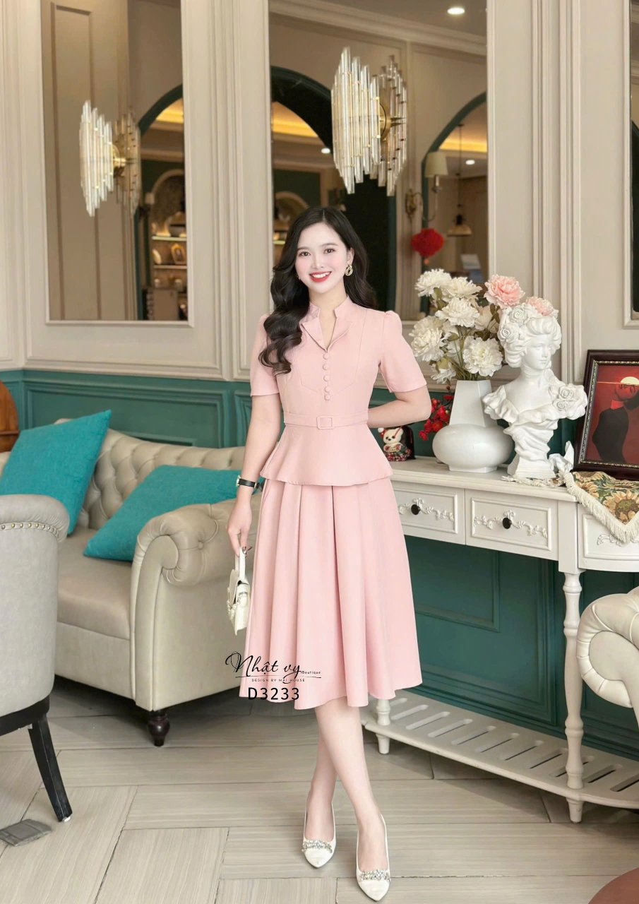 Đầm peplum cổ tàu cách điệu đính cúc bọc - D3233