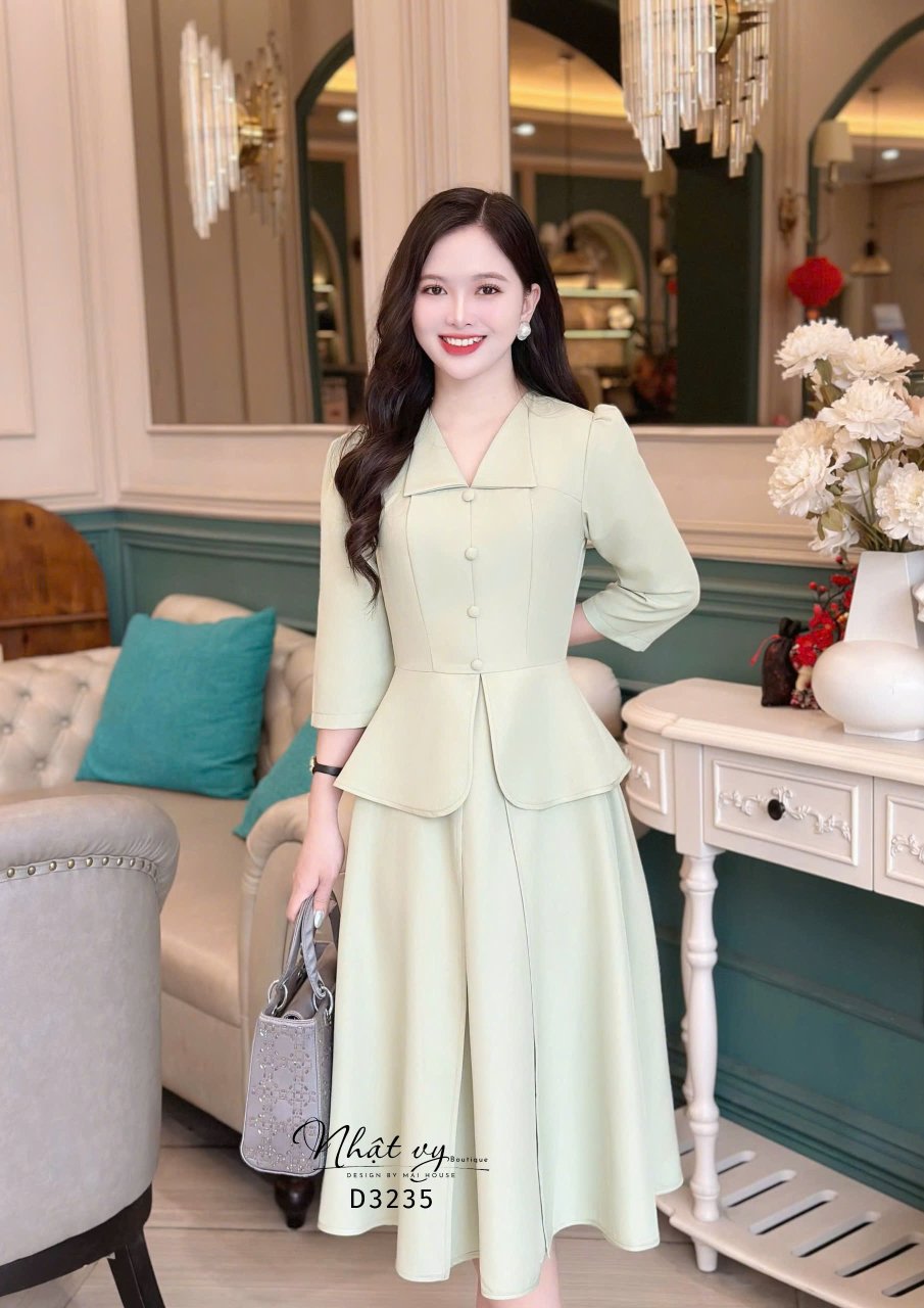 Đầm peplum cổ V bèo đính nút bọc  - D3235