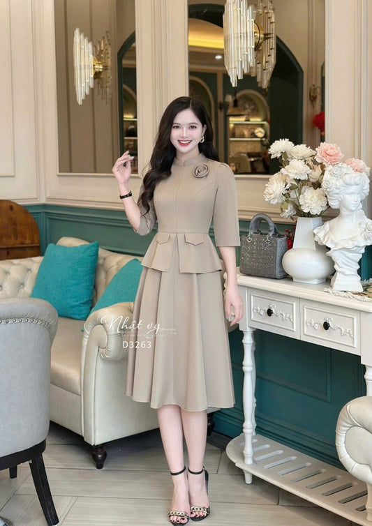 Đầm peplum dáng xoè đính hoa ngực - D3263